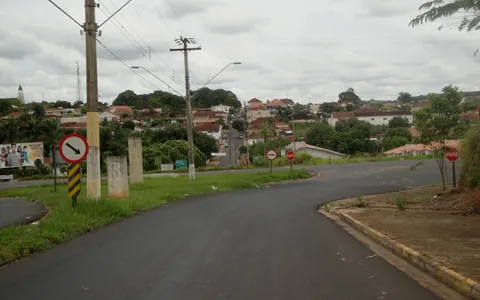 Vista de Tabapuã · SP Vista de Tabapuã, SP, a partir do acesso pela rodovia Dr. Alberto Ortenblad